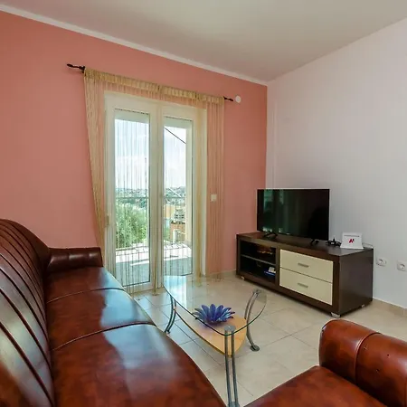 Apartment Lorena *